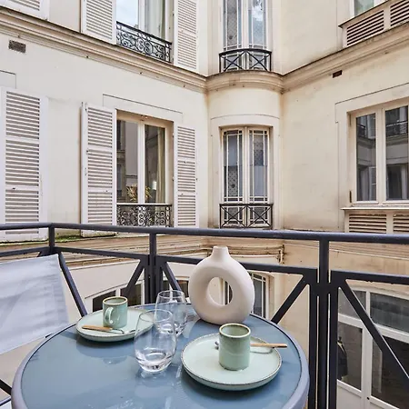 Sublim 1bdr Ac Arc De Triomphe Champs Elysees By Prestige