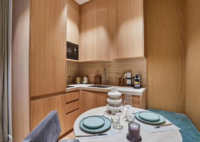 Sublim 1bdr Ac Arc De Triomphe Champs Elysees By Prestige