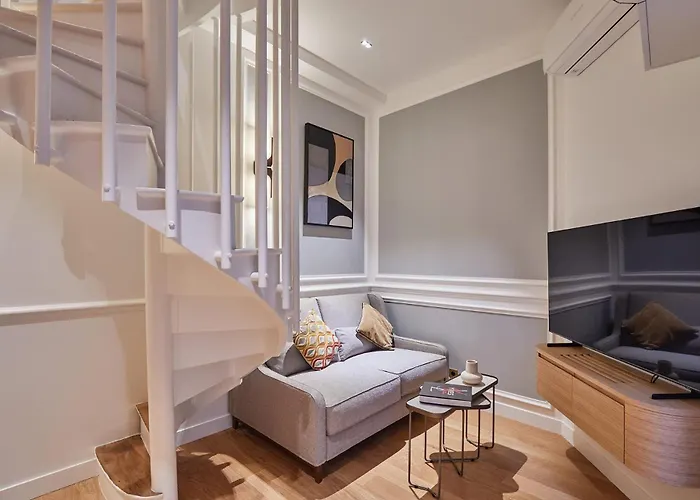 Daire Sublim 1bdr Ac Arc De Triomphe Champs Elysees By Prestige