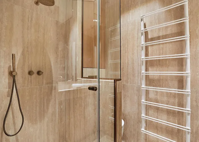 Sublim 1bdr Ac Arc De Triomphe Champs Elysees By Prestige Paris